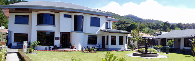 Езиков център в Монтеверде, Коста Рика