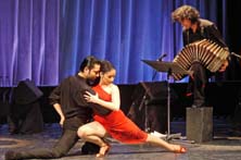 Tango dancers in Buenos Aires